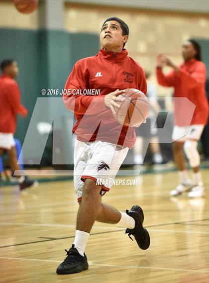 Thumbnail 1 in Stevens [John Paul] vs Edinburg (NISD/NEISD Invitational) photogallery.