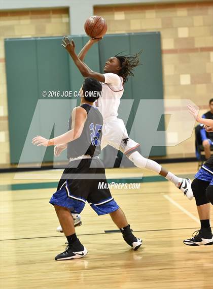 Thumbnail 3 in Stevens [John Paul] vs Edinburg (NISD/NEISD Invitational) photogallery.