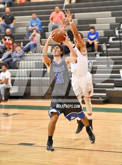 Thumbnail 1 in Stevens [John Paul] vs Edinburg (NISD/NEISD Invitational) photogallery.