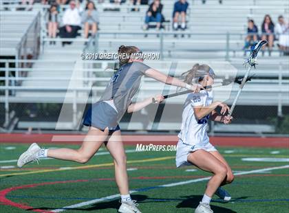 Thumbnail 2 in Wilton vs. Darien (CIAC Class L Semifinal) photogallery.