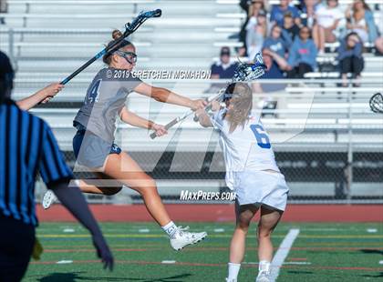Thumbnail 1 in Wilton vs. Darien (CIAC Class L Semifinal) photogallery.