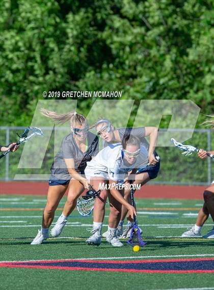 Thumbnail 2 in Wilton vs. Darien (CIAC Class L Semifinal) photogallery.