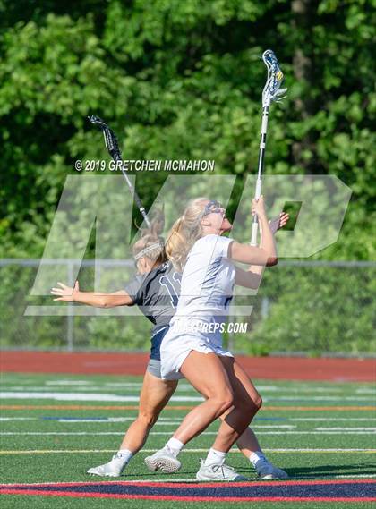 Thumbnail 3 in Wilton vs. Darien (CIAC Class L Semifinal) photogallery.