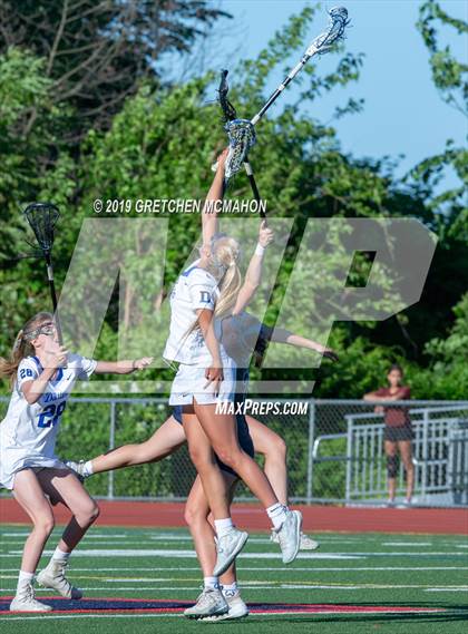 Thumbnail 1 in Wilton vs. Darien (CIAC Class L Semifinal) photogallery.