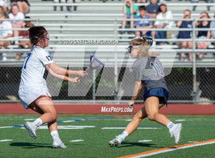 Thumbnail 2 in Wilton vs. Darien (CIAC Class L Semifinal) photogallery.