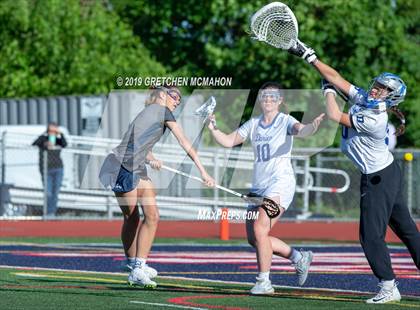 Thumbnail 2 in Wilton vs. Darien (CIAC Class L Semifinal) photogallery.