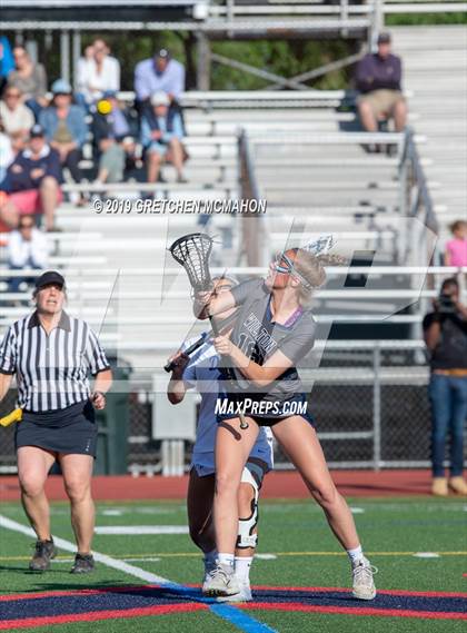 Thumbnail 3 in Wilton vs. Darien (CIAC Class L Semifinal) photogallery.