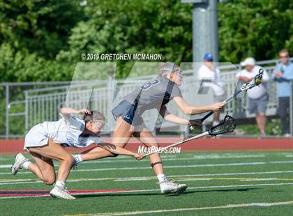 Thumbnail 2 in Wilton vs. Darien (CIAC Class L Semifinal) photogallery.