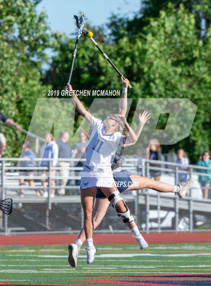 Thumbnail 1 in Wilton vs. Darien (CIAC Class L Semifinal) photogallery.