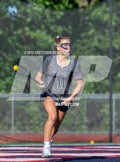 Thumbnail 2 in Wilton vs. Darien (CIAC Class L Semifinal) photogallery.