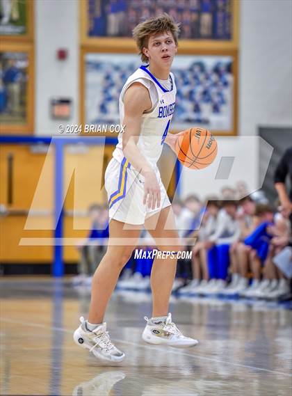 Thumbnail 3 in Mountain Home vs Farmington (Ultimate Auto Tournament) photogallery.