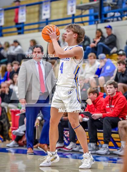 Thumbnail 2 in Mountain Home vs Farmington (Ultimate Auto Tournament) photogallery.