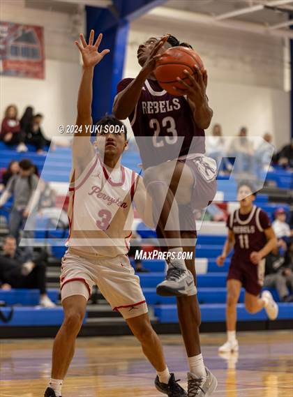 Thumbnail 3 in Perryton vs. Midland Legacy (Raising Cane's Key City Classic) photogallery.
