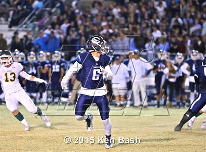 Thumbnail 3 in Royal @ Camarillo photogallery.