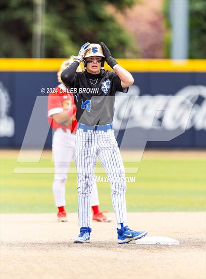 Thumbnail 2 in Mountain Ridge vs. Fremont (UHSAA 6A Bracket Play) photogallery.