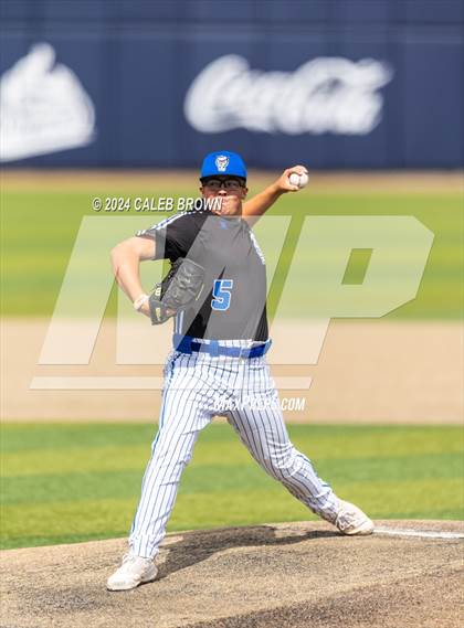 Thumbnail 3 in Mountain Ridge vs. Fremont (UHSAA 6A Bracket Play) photogallery.