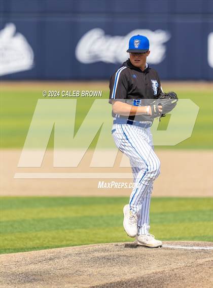 Thumbnail 2 in Mountain Ridge vs. Fremont (UHSAA 6A Bracket Play) photogallery.