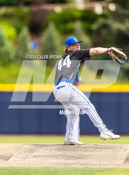 Thumbnail 2 in Mountain Ridge vs. Fremont (UHSAA 6A Bracket Play) photogallery.