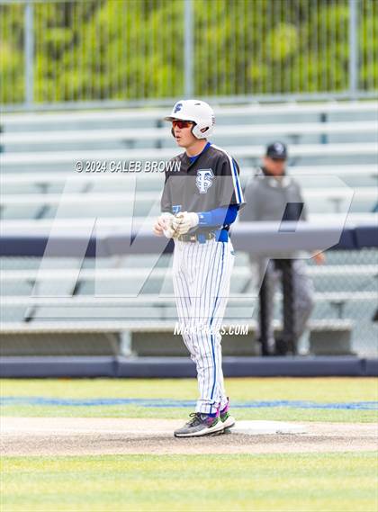 Thumbnail 1 in Mountain Ridge vs. Fremont (UHSAA 6A Bracket Play) photogallery.