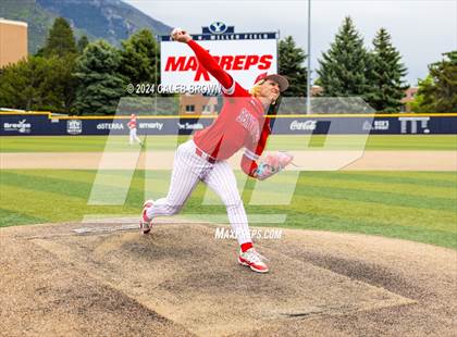 Thumbnail 3 in Mountain Ridge vs. Fremont (UHSAA 6A Bracket Play) photogallery.