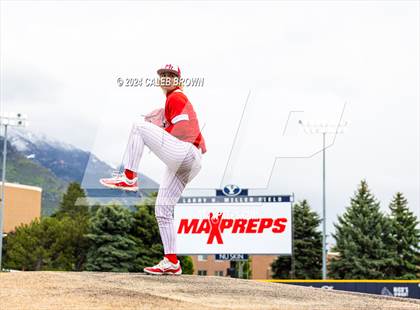 Thumbnail 2 in Mountain Ridge vs. Fremont (UHSAA 6A Bracket Play) photogallery.
