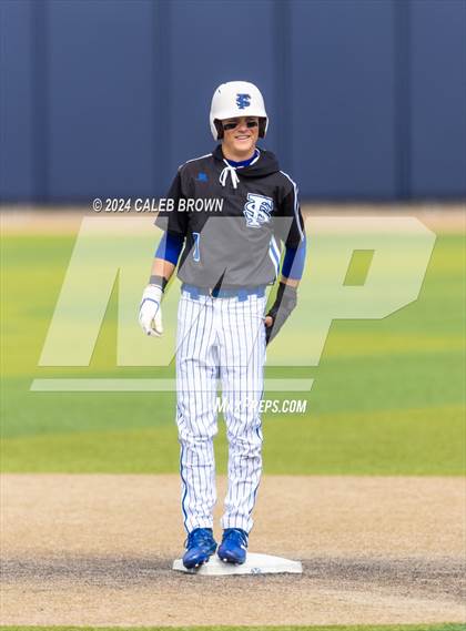 Thumbnail 1 in Mountain Ridge vs. Fremont (UHSAA 6A Bracket Play) photogallery.