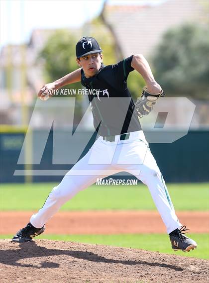 Thumbnail 3 in Fossil Ridge vs. Tecumseh (Coach Bob Invitational) photogallery.