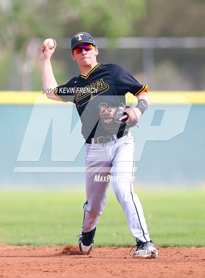 Thumbnail 1 in Fossil Ridge vs. Tecumseh (Coach Bob Invitational) photogallery.