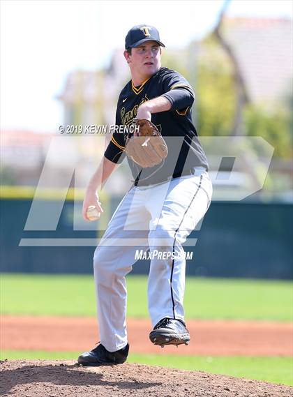 Thumbnail 3 in Fossil Ridge vs. Tecumseh (Coach Bob Invitational) photogallery.
