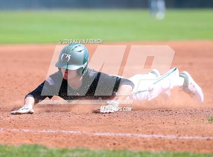 Thumbnail 3 in Fossil Ridge vs. Tecumseh (Coach Bob Invitational) photogallery.
