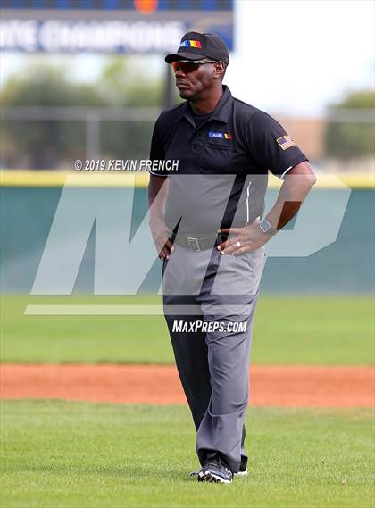 Thumbnail 3 in Fossil Ridge vs. Tecumseh (Coach Bob Invitational) photogallery.