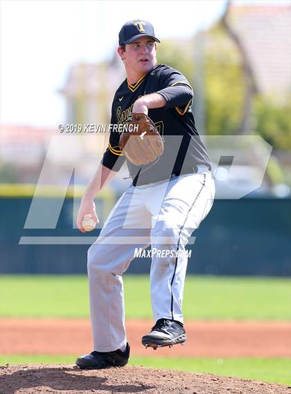 Thumbnail 1 in Fossil Ridge vs. Tecumseh (Coach Bob Invitational) photogallery.