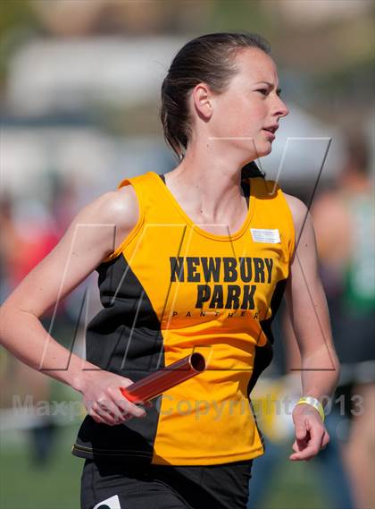 Thumbnail 1 in 2013 Ventura Invitational Girls Varsity 4X1600 Relay photogallery.