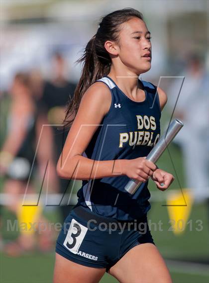Thumbnail 2 in 2013 Ventura Invitational Girls Varsity 4X1600 Relay photogallery.