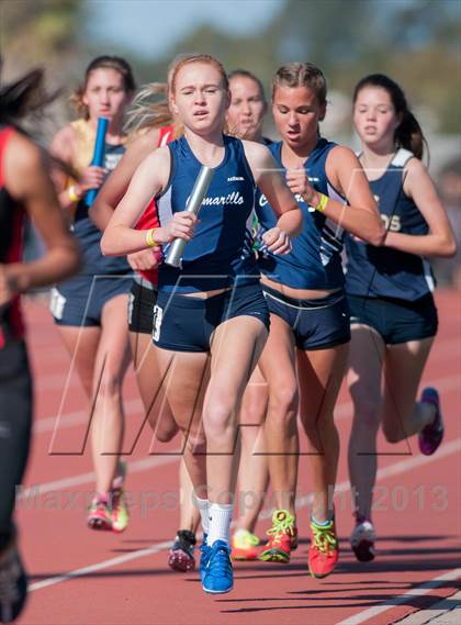 Thumbnail 3 in 2013 Ventura Invitational Girls Varsity 4X1600 Relay photogallery.