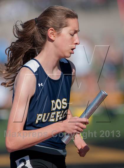 Thumbnail 2 in 2013 Ventura Invitational Girls Varsity 4X1600 Relay photogallery.