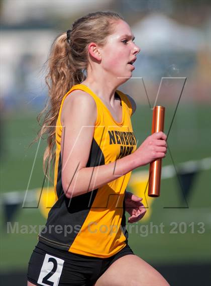 Thumbnail 1 in 2013 Ventura Invitational Girls Varsity 4X1600 Relay photogallery.