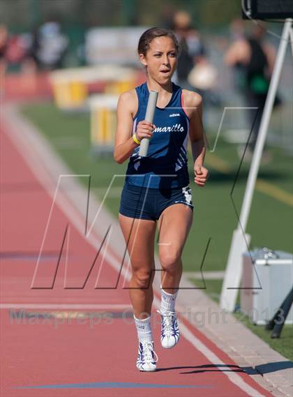 Thumbnail 2 in 2013 Ventura Invitational Girls Varsity 4X1600 Relay photogallery.