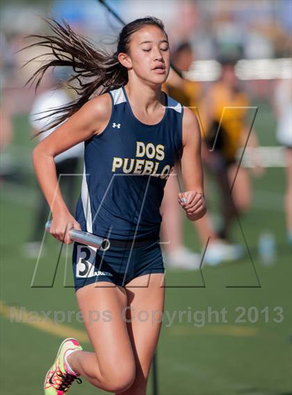 Thumbnail 3 in 2013 Ventura Invitational Girls Varsity 4X1600 Relay photogallery.