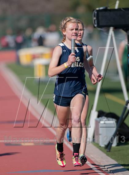 Thumbnail 2 in 2013 Ventura Invitational Girls Varsity 4X1600 Relay photogallery.