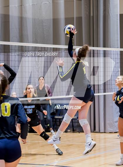 Thumbnail 3 in Carmel Christian vs Comenius photogallery.