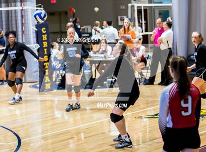 Thumbnail 2 in Carmel Christian vs Comenius photogallery.