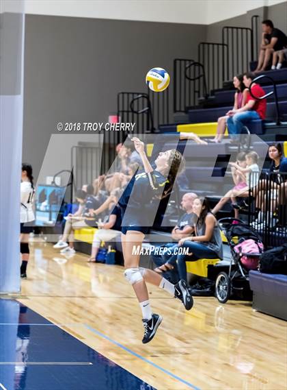 Thumbnail 1 in Carmel Christian vs Comenius photogallery.