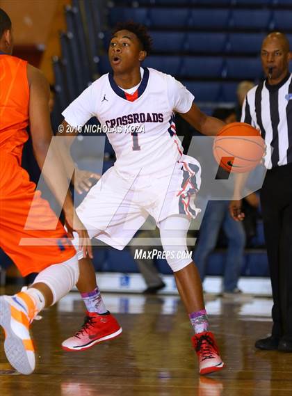 Thumbnail 1 in Crossroads vs. Roosevelt (Tarkanian Classic) photogallery.