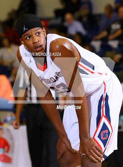 Thumbnail 2 in Crossroads vs. Roosevelt (Tarkanian Classic) photogallery.