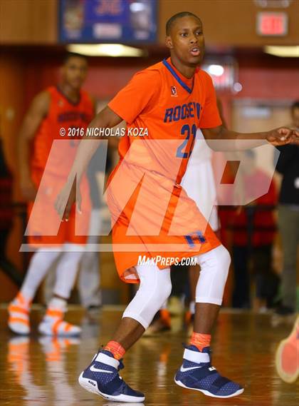 Thumbnail 3 in Crossroads vs. Roosevelt (Tarkanian Classic) photogallery.