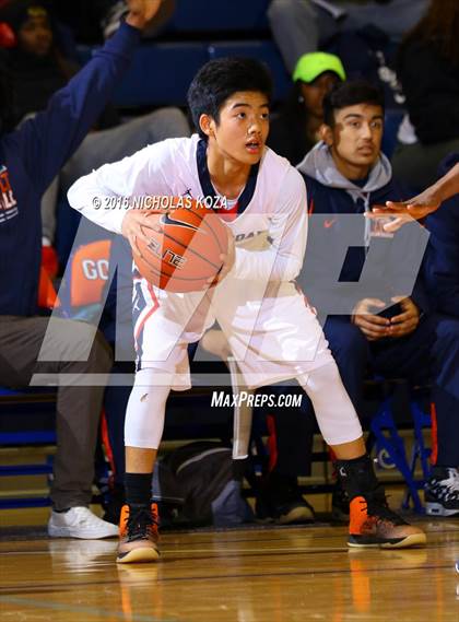 Thumbnail 1 in Crossroads vs. Roosevelt (Tarkanian Classic) photogallery.