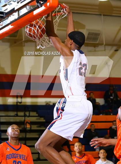 Thumbnail 3 in Crossroads vs. Roosevelt (Tarkanian Classic) photogallery.