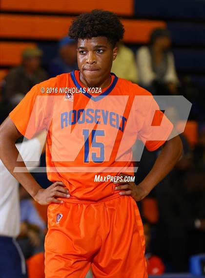 Thumbnail 2 in Crossroads vs. Roosevelt (Tarkanian Classic) photogallery.