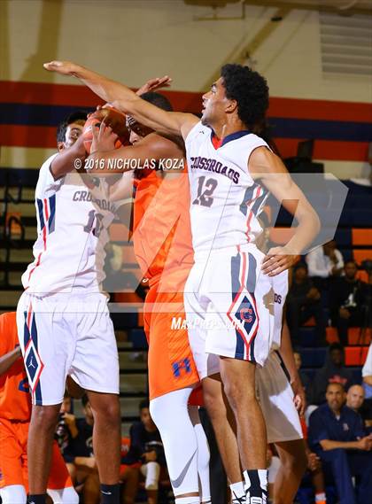 Thumbnail 3 in Crossroads vs. Roosevelt (Tarkanian Classic) photogallery.